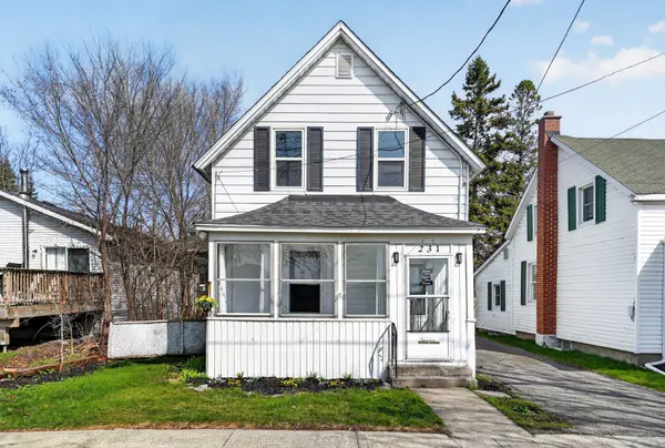 231 Water ST W, Cornwall, ON K6J 1A4