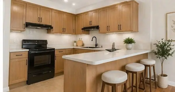 2098 Sandstone CRES, Petawawa, ON K8H 0B2