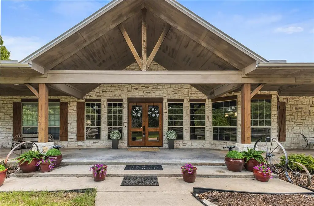 2702 Hidden Trails Road, Royse City, TX 75189