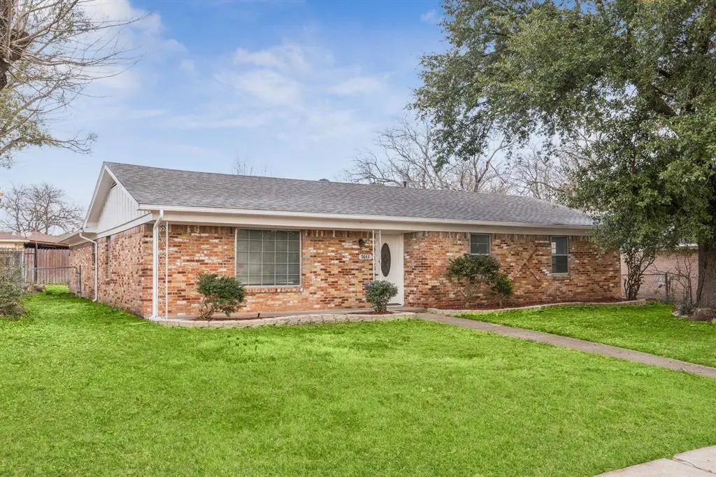 9643 Altacrest Drive, Dallas, TX 75227