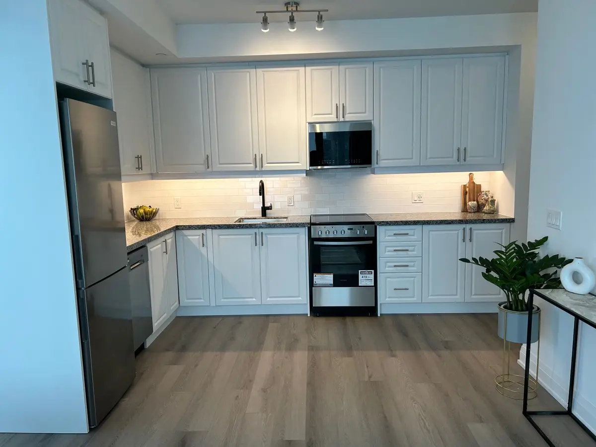 2333 Khalsa Gate #703, Oakville, ON L6M 0X7