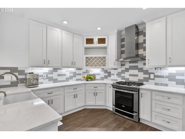 8900 NE 163RD AVE, Vancouver, WA 98682