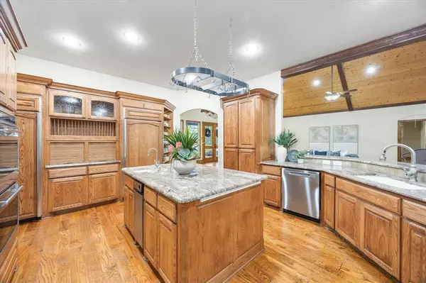 2702 Hidden Trails Road, Royse City, TX 75189