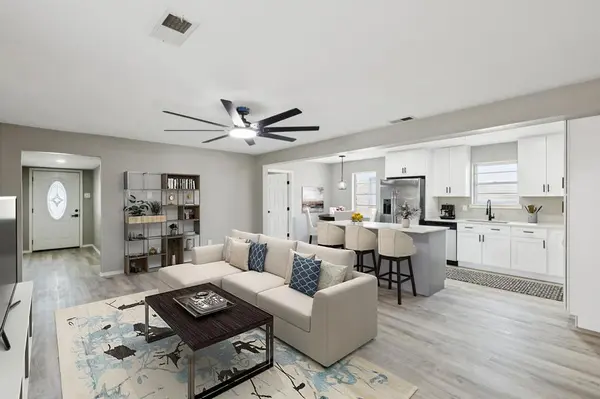 9643 Altacrest Drive, Dallas, TX 75227