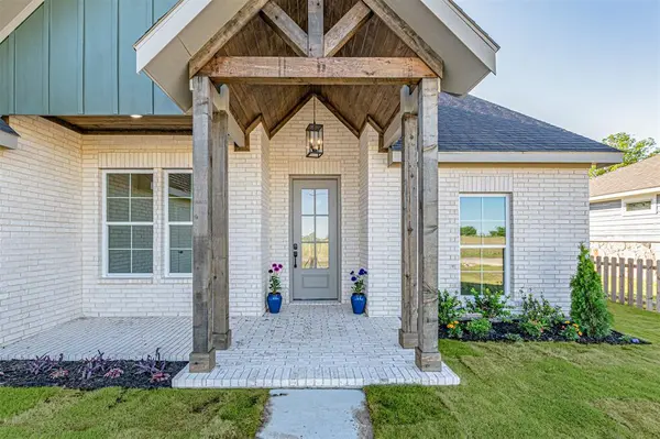 1474 VZ County Road 3502, Wills Point, TX 75169