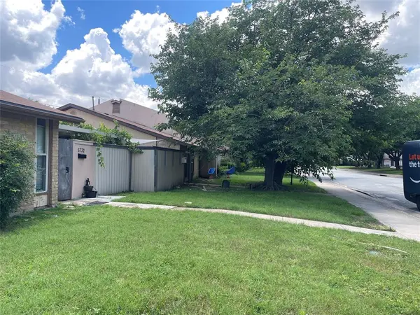 5734 Harvest Hill Road, Dallas, TX 75230