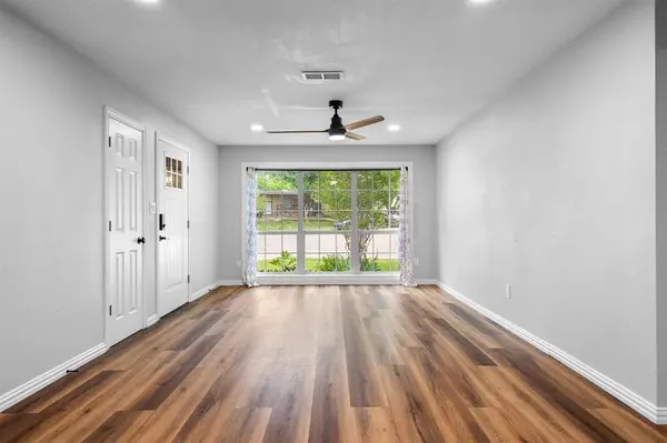 3504 Wicklow Court, Fort Worth, TX 76116