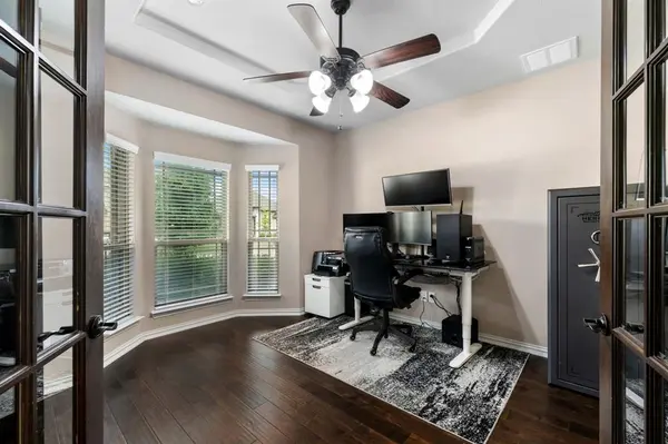 1417 Carlet Drive, Little Elm, TX 75068