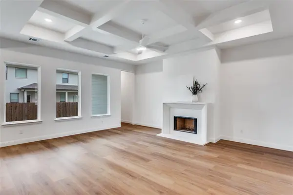 913 Triple Crown Court, Willow Park, TX 76087