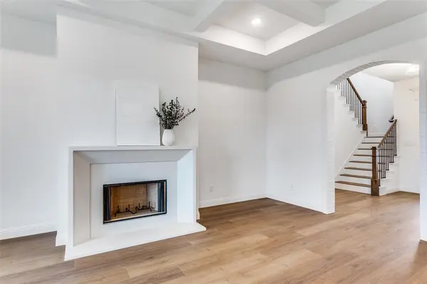 913 Triple Crown Court, Willow Park, TX 76087