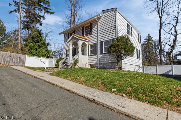 50 Ridgehurst Rd, West Orange Twp., NJ 07052