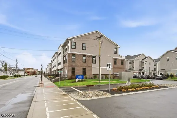 385 Main St, Little Falls Twp., NJ 07424