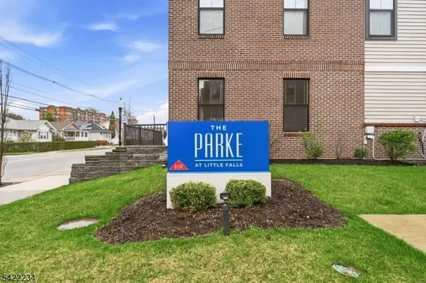 385 Main St, Little Falls Twp., NJ 07424