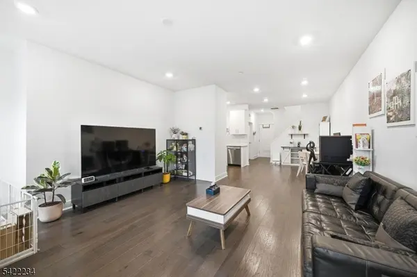 385 Main St, Little Falls Twp., NJ 07424