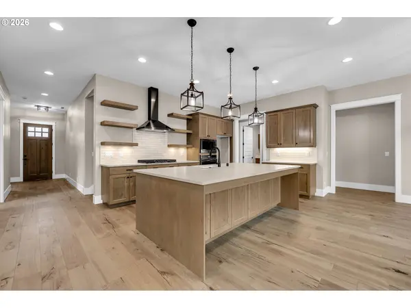 16221 NE 180TH ST, Brush Prairie, WA 98606