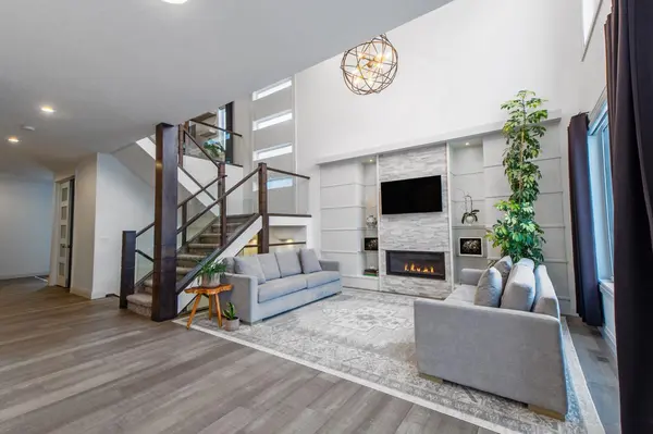 214 Aspenmere GN, Chestermere, AB T1X 0W8