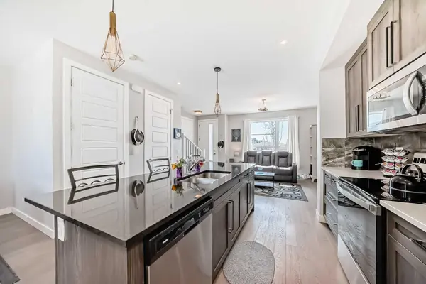 1016 Lanark BLVD SE, Airdrie, AB T4A 3L6