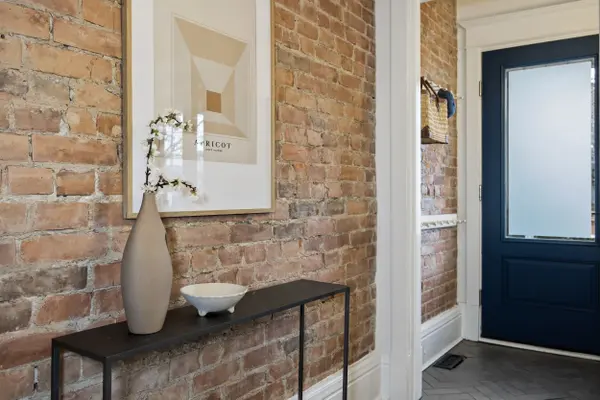 118 Mountjoy AVE, Toronto E01, ON M4J 1J8