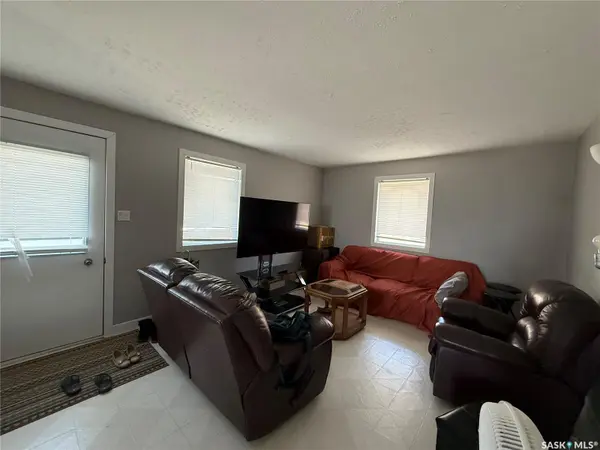 112 1st AVENUE W, Kindersley, SK S0L 1S0