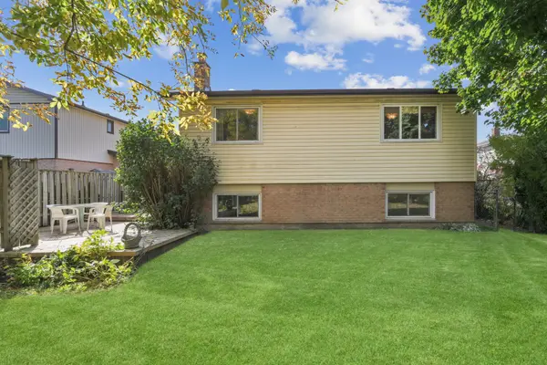 384 Centre ST N, Brampton, ON L6V 3L6