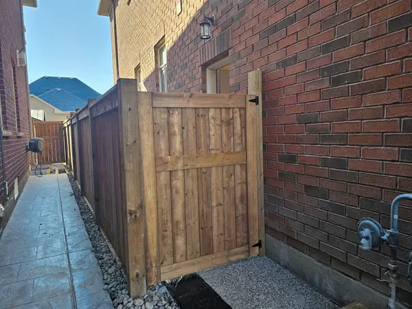 Address not disclosed, Halton Hills, ON L7G 0H6