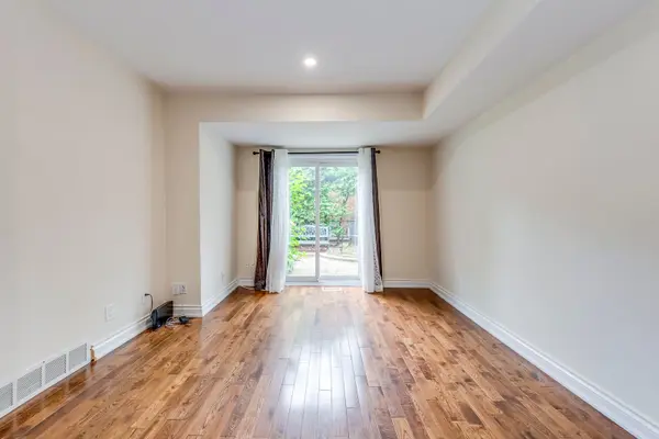 4351 Dublin CRES, Burlington, ON L7L 2S4