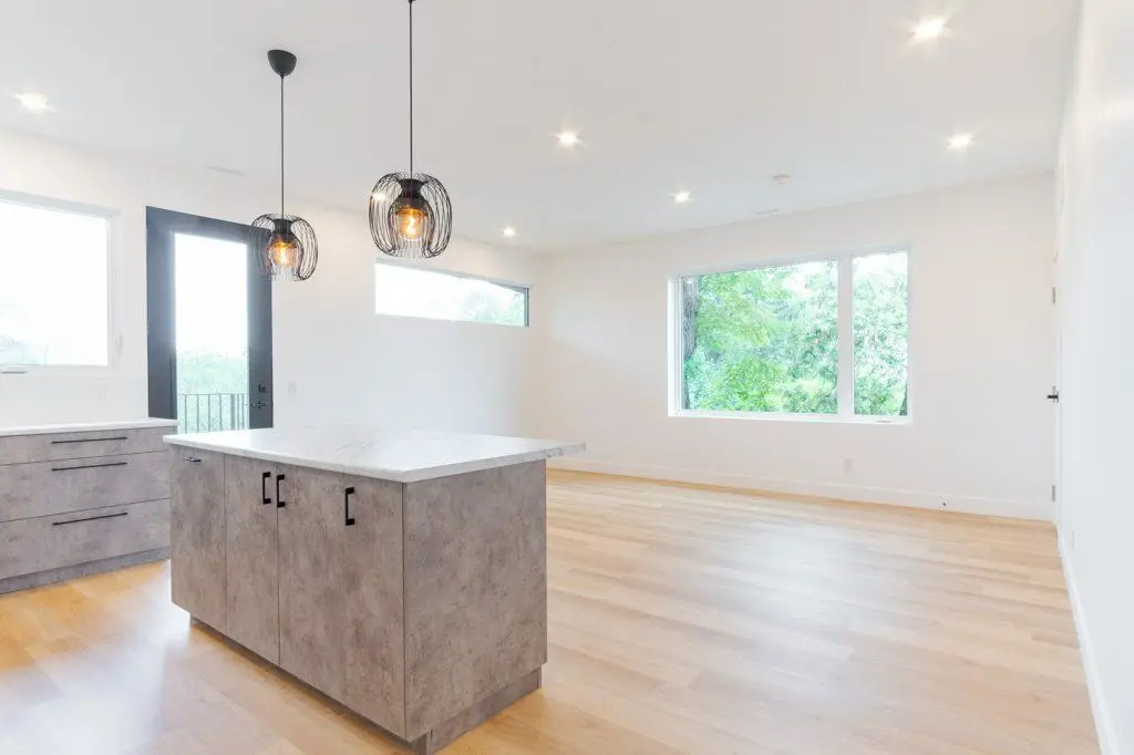 63 Lonborough AVE, Toronto W04, ON M6M 1X2