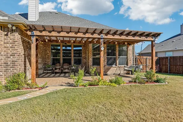 3209 Brighton Drive, Midlothian, TX 76065