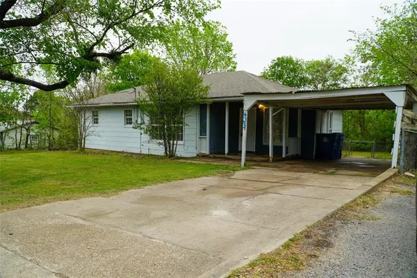 403 N Fairview Street, Keene, TX 76059