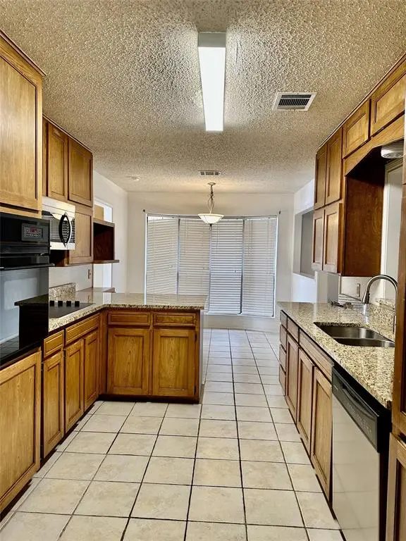 308 Dove Creek Trail, Southlake, TX 76092