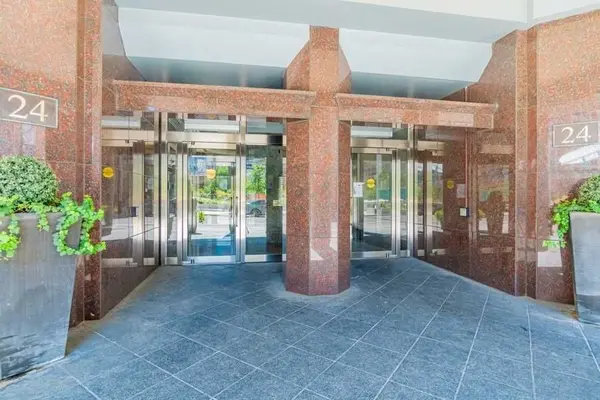 24 Wellesley ST W #513, Toronto C01, ON M4Y 2X6