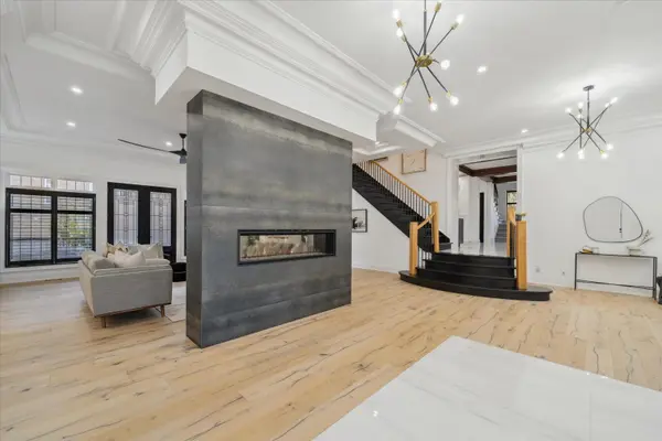 134 Front ST E, Whitby, ON L1N 1A1