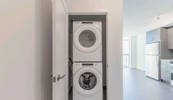 2550 Simcoe ST N #1709, Oshawa, ON L1L 0R5