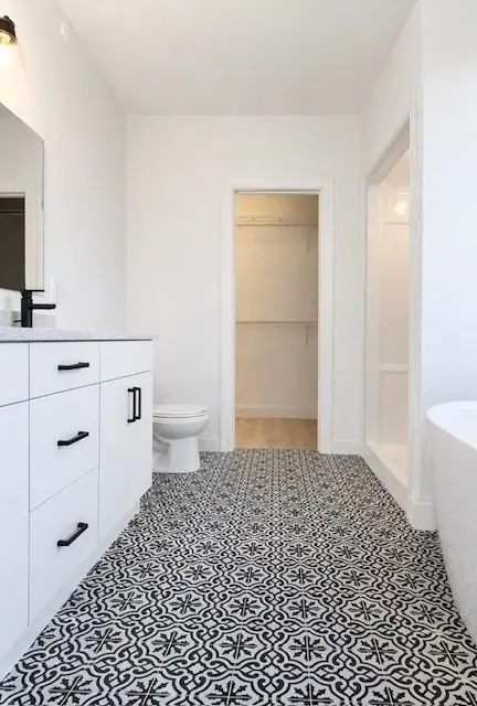 6 Mackenzie John CRES, Brighton, ON K0K 1H0