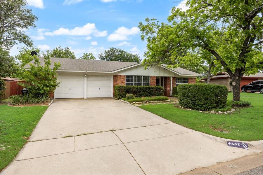 4605 Avoca Street, Fort Worth, TX 76132