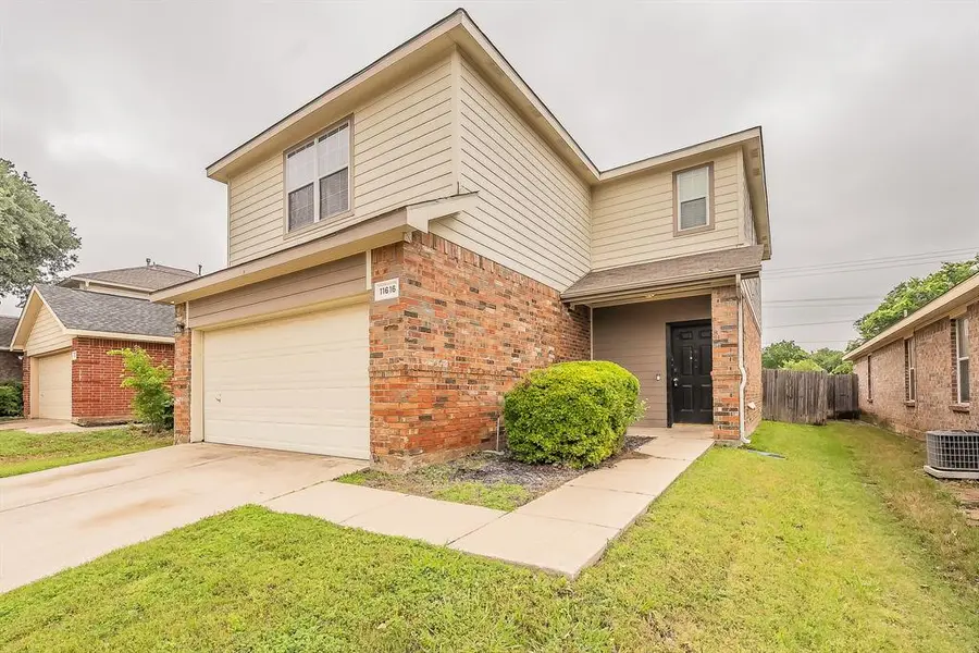 11616 Bobcat Drive, Fort Worth, TX 76244