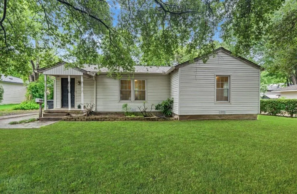 10814 Castolon Drive, Dallas, TX 75228