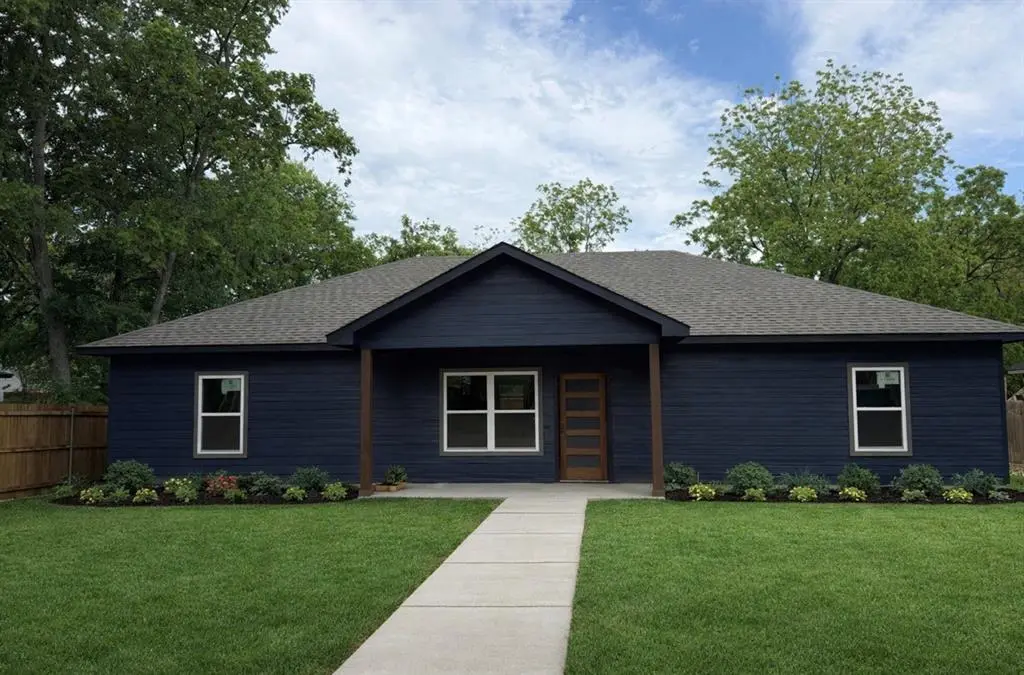 114 S Ellis Street, Lancaster, TX 75146