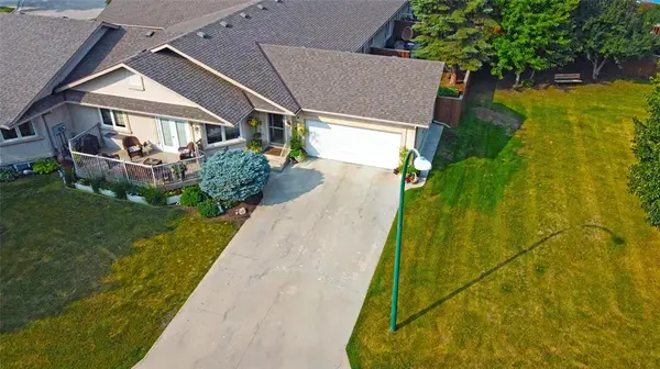 13 Brookside CRES, Portage La Prairie, MB R1N 3W9