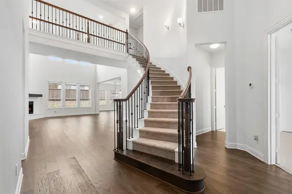 1526 Wild Indigo Drive, Mansfield, TX 76063