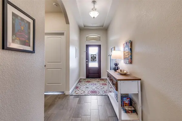 9324 Bronze Meadow Drive, Fort Worth, TX 76131