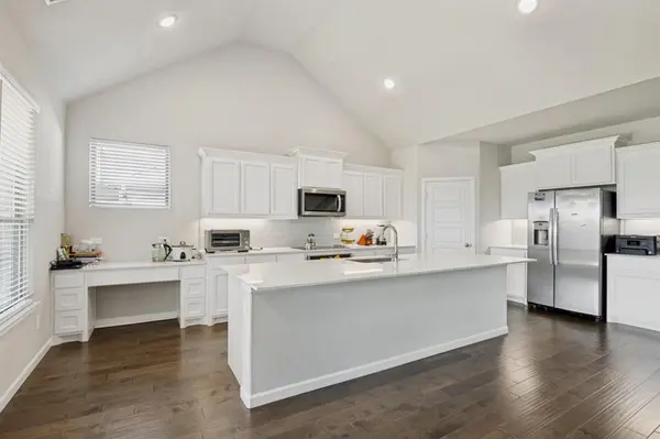 160 Arrow Wood Road, Waxahachie, TX 75165