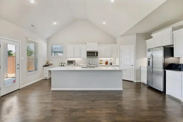 160 Arrow Wood Road, Waxahachie, TX 75165