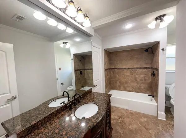 2800 N Surrey Drive, Carrollton, TX 75006