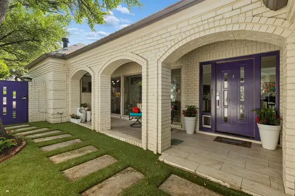 2001 Saint Charles Place, Fort Worth, TX 76107