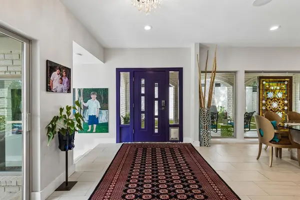 2001 Saint Charles Place, Fort Worth, TX 76107