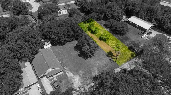 400 E Freeman Street, Ennis, TX 75119