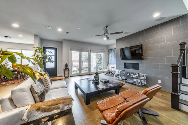 4144 Entrada Way, Dallas, TX 75219