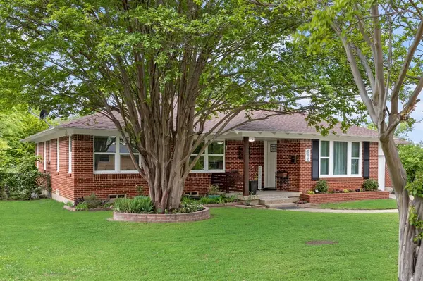 848 Glen Arbor Drive, Dallas, TX 75241