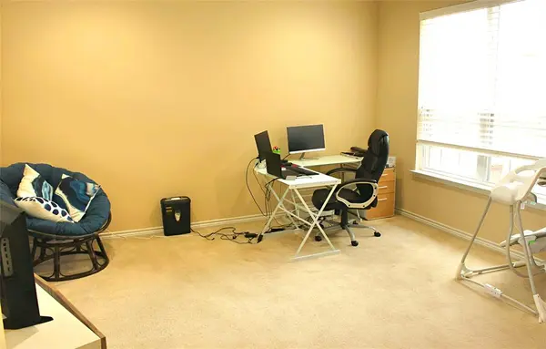 5996 Clearwater Drive, The Colony, TX 75056